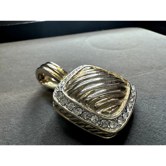 two tone Silver and gold with rhinestone cable style magnetic pendant - Picture 3 of 7